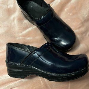 Dansko Shiny Blue